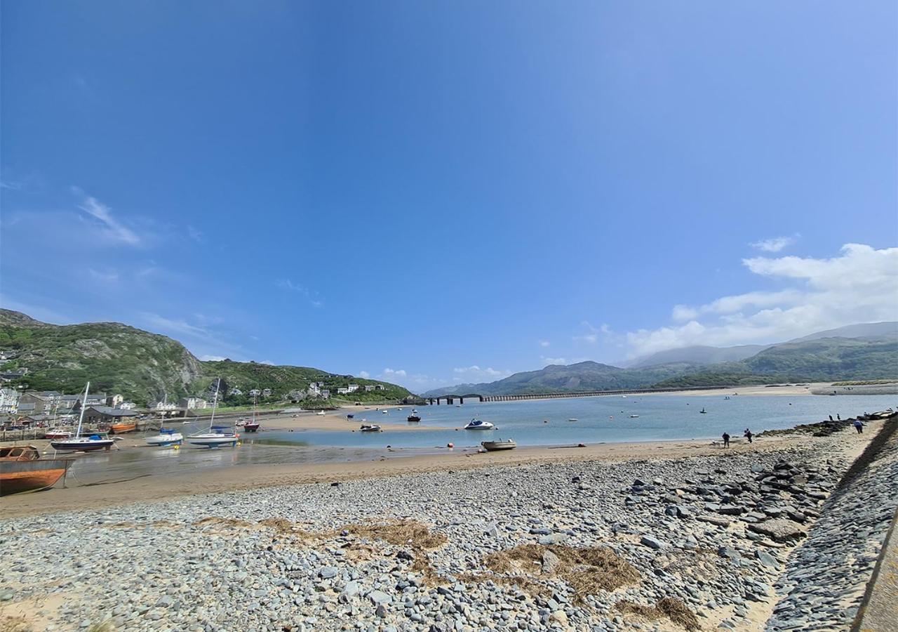 Luxury 4 Bedroom Seaside Apartment - Glan Y Werydd House 巴茅思 外观 照片