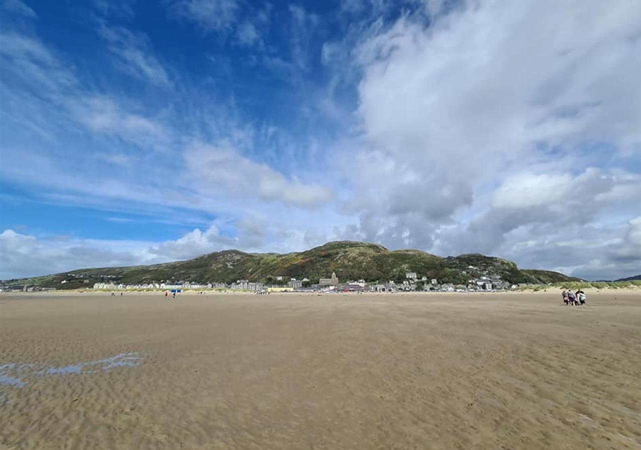 Luxury 4 Bedroom Seaside Apartment - Glan Y Werydd House 巴茅思 外观 照片