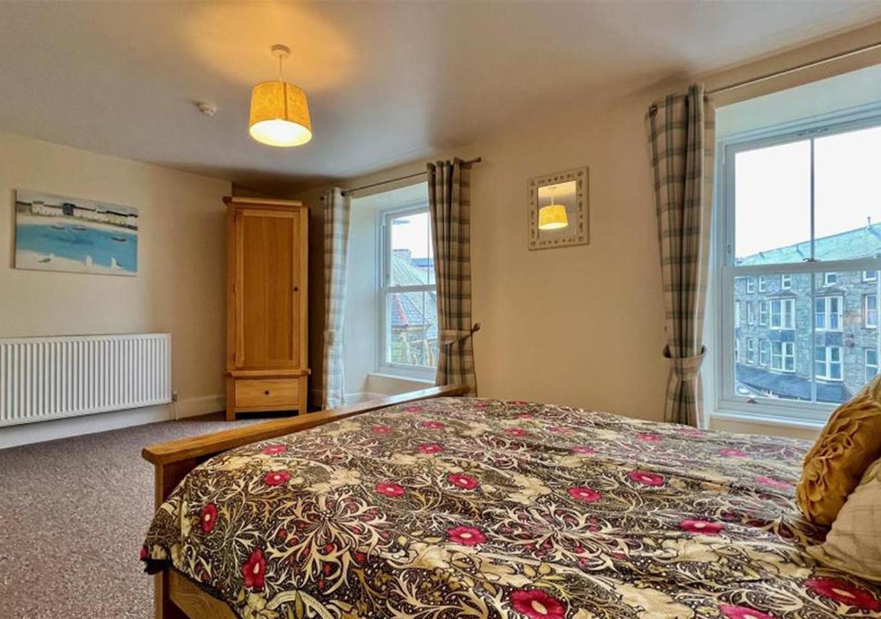Luxury 4 Bedroom Seaside Apartment - Glan Y Werydd House 巴茅思 外观 照片